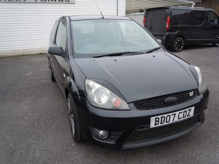FORD FIESTA 2.0 ST 3dr