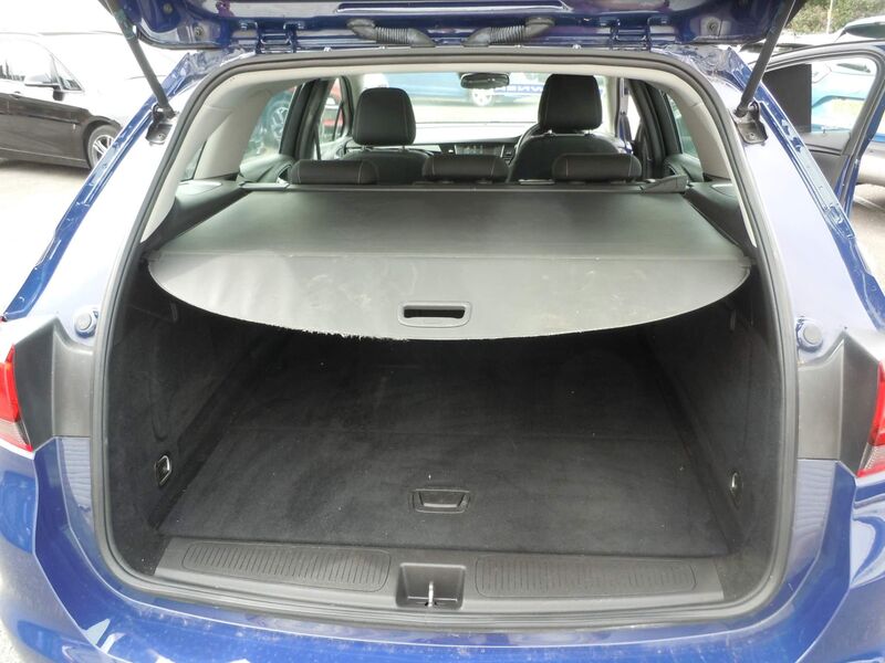 VAUXHALL ASTRA