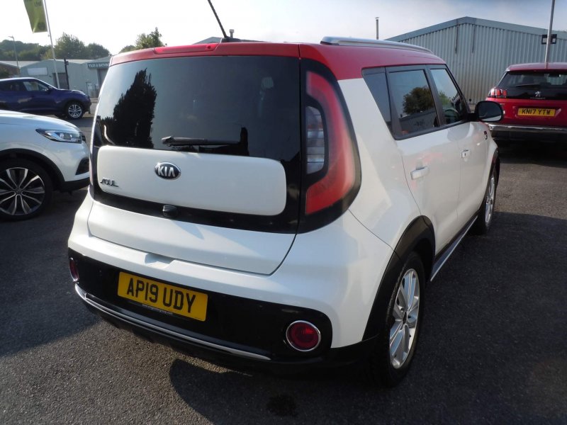 KIA SOUL