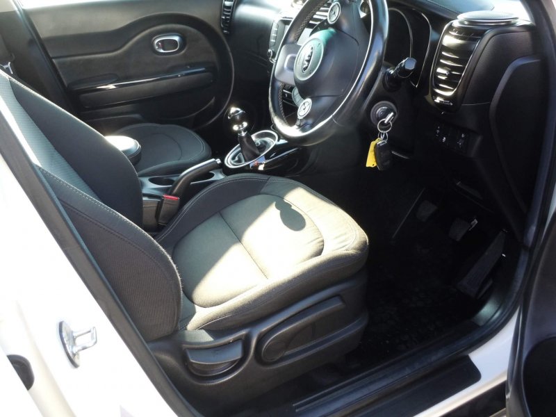 KIA SOUL