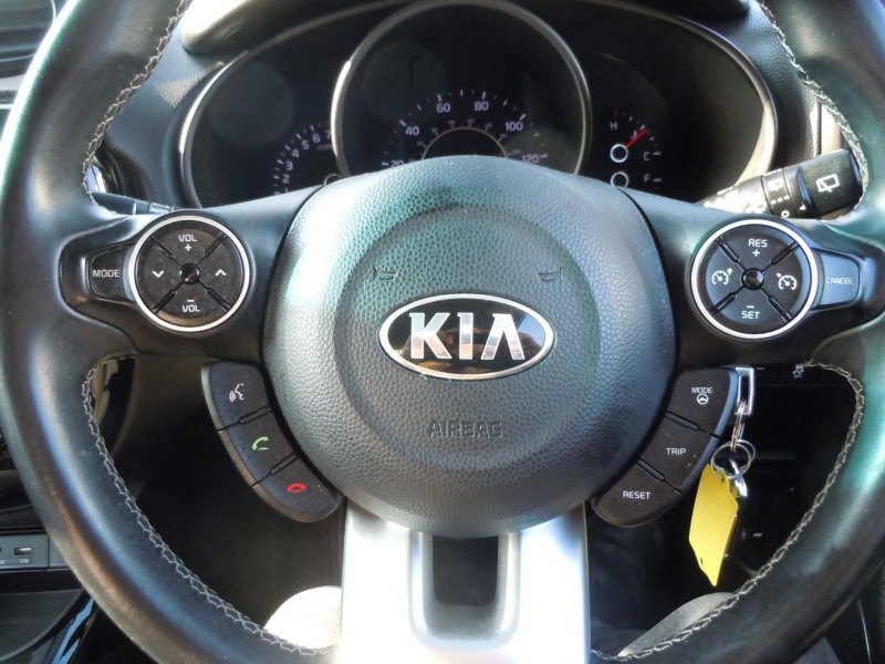 KIA SOUL