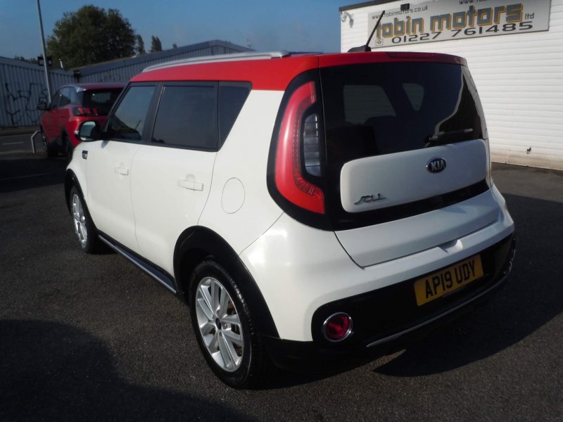 KIA SOUL