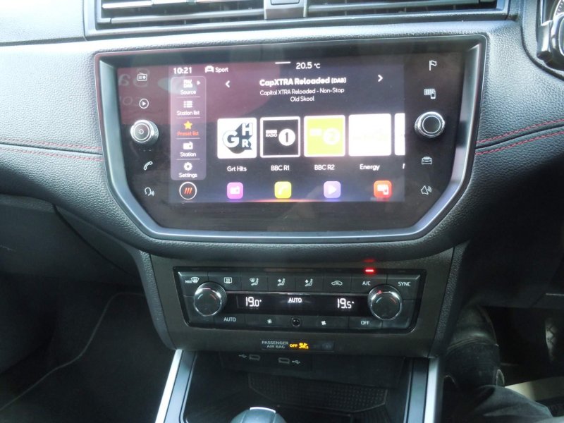 SEAT ARONA
