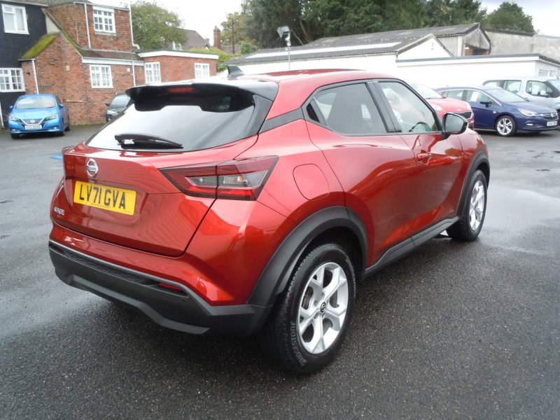 NISSAN JUKE