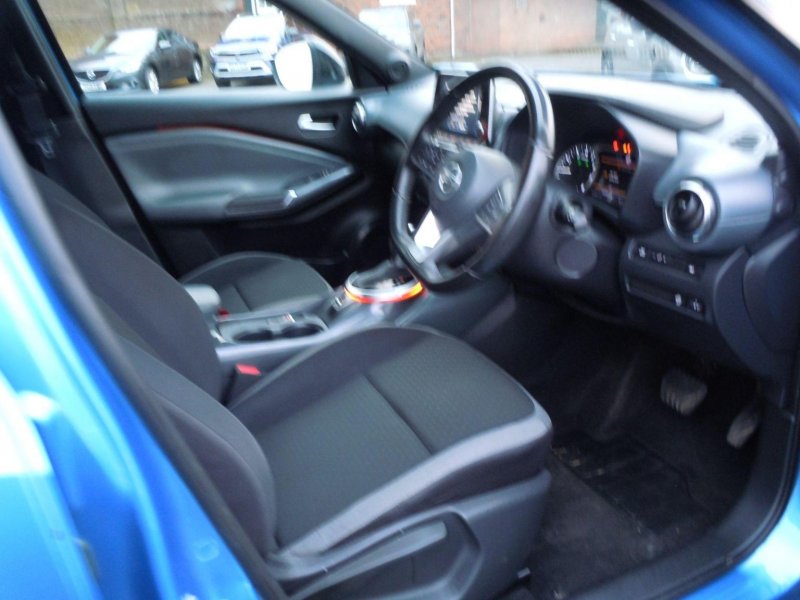NISSAN JUKE