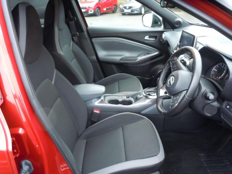 NISSAN JUKE