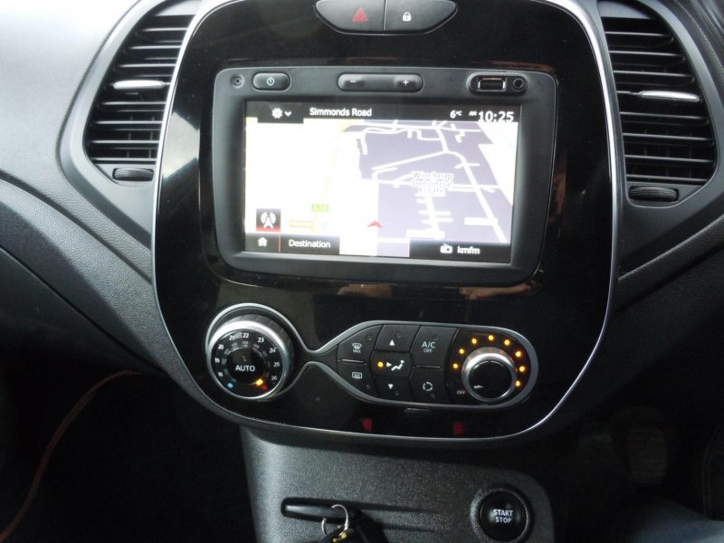 RENAULT CAPTUR